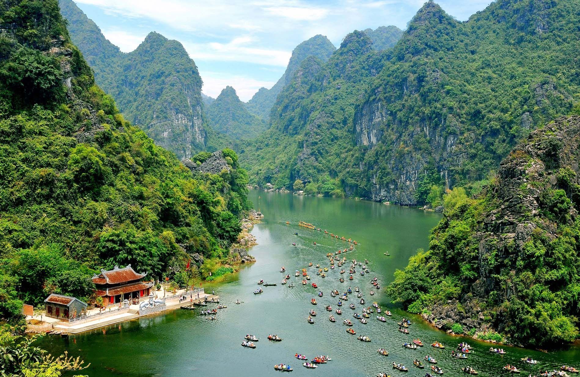Is a Vietnam Private Tour Worth It